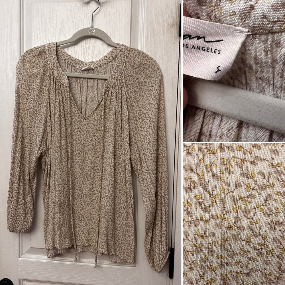 Carly Jean Los Angeles Cream Floral Top